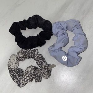 Lululemon Hair scrunchie